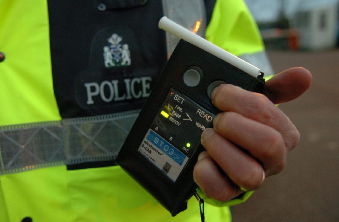 AlcoSense's tweet photo. Remember, if you stop drinking on #NewYearsEve at 1am, you may not be completely clear of alcohol until noon on #NewYearsDay - don't #DrinkDrive #MorningAfter https://t.co/OlFHFCRrGk