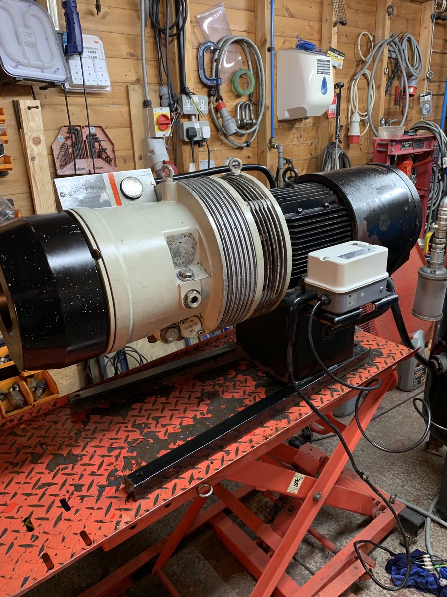 compressorman tweet media