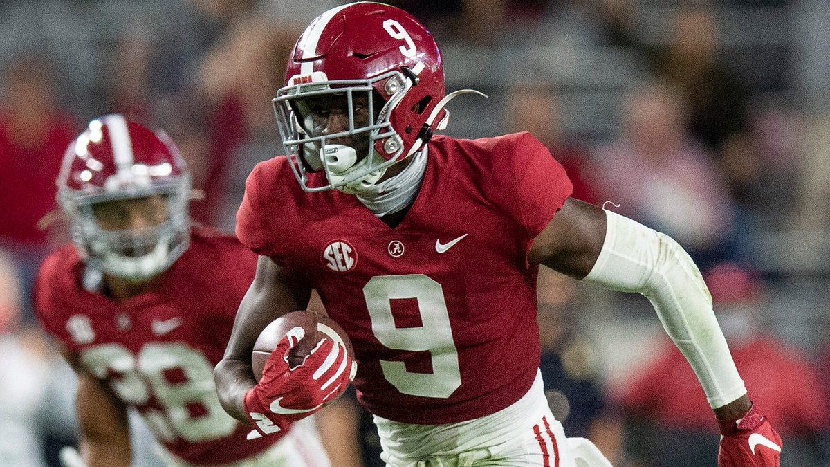 AquinasRaiders's tweet photo. 38 STA players in Bowl Games and Playoffs
Alabama-4
Michigan-3
Georgia-1
Notre Dame-1
Baylor-1
LSU-2
N. Illinois-1
Army-1
UCF-1
UF-4
W. Michigan-1
NC State-1
W. Virginia-1
Oklahoma-3
S. Carolina-2
Pitt-2
Maryland-1
Miami-3
Wisconsin-1
Arizona State-1
UAB-1
Toledo-1
Utah State-1 https://t.co/nxxAusr1Pv