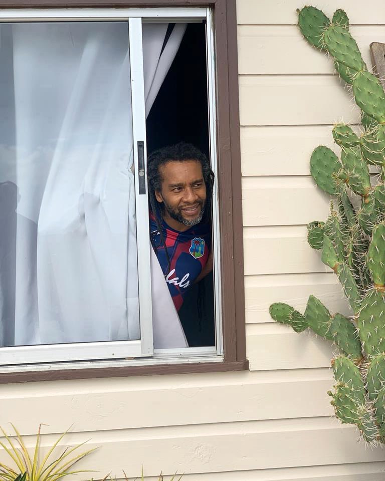 TheJuliusCZAR's tweet photo. The look Covid does give you as you reach home from partying Old Years night. 👀
#BeSafeTonight
#CovidLurking
#CovidIsAhCreep https://t.co/UXOiYSKzOg