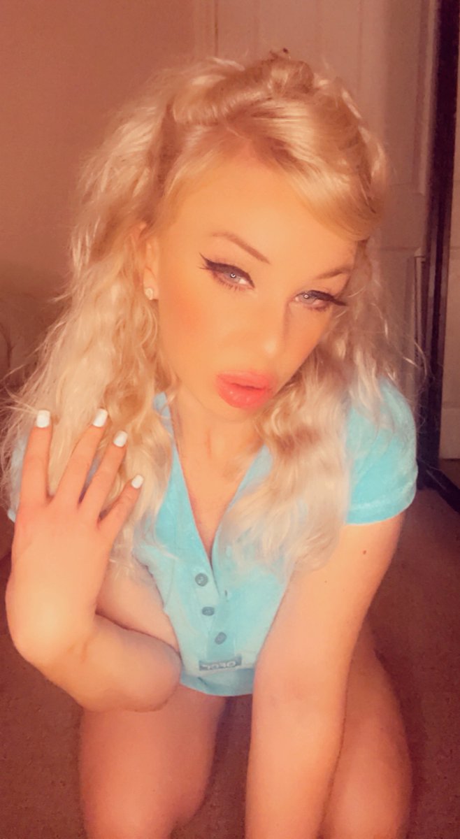 mermaid2610's tweet photo. My only fans is FREE just for tonight 😘

Subscribe to see more 😍
Link is in the BIO

#onlyfans #OnlyfansUK #Lingerie #newyearseveoutfit #instacamgirls #cam #girls #Only #Fans https://t.co/a3Kyg3LgFf