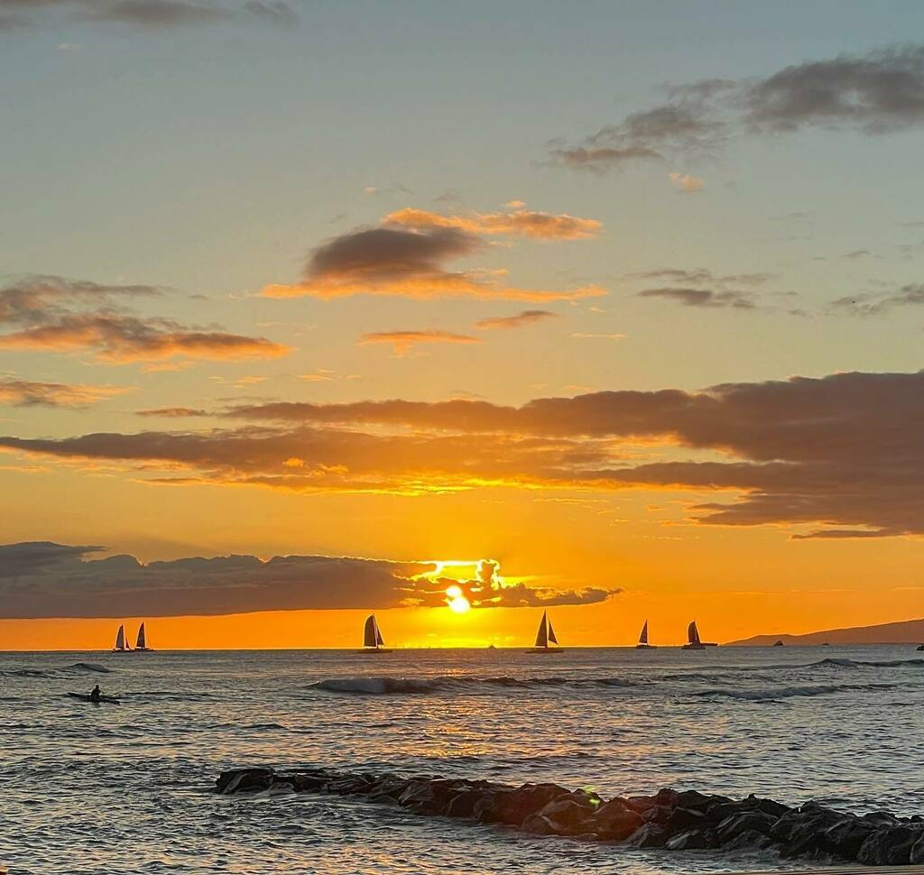 maclambert2's tweet photo. Rather than posting my 9 most liked from 2021, I decided to post 10 of my favorites from 2021. Locations include #hawaii #thehuntingtonlibrary #santafe #bigsur #cabosanlucas. Happy New Year and cheers to 2022!
 #travel #instagram #photooftheday #picofthe… https://t.co/JimEeLEy7J https://t.co/uCSdv0NqGd