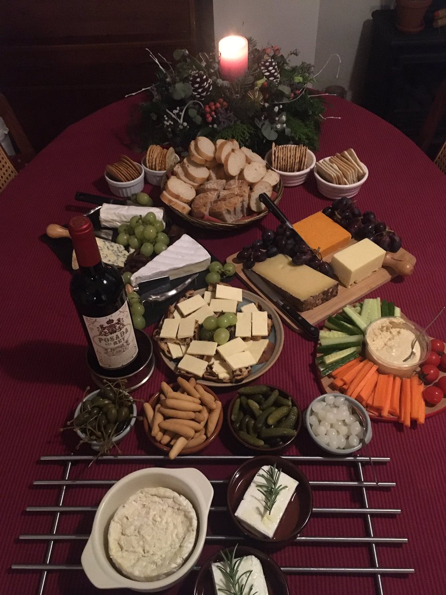 suzanne_osborne's tweet photo. Ready for our #workmeeting #cheeseandwine #thisisnotaparty - actually #thisisaparty ๐ #HappyNewYear https://t.co/2B0yxZzGd7