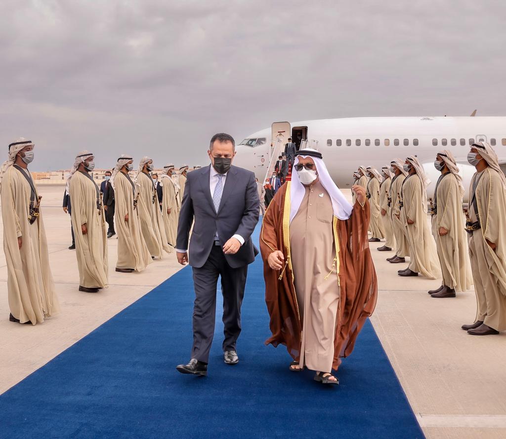 HadaremNet's tweet photo. مباحثات يمنية إماراتية حول الدعم الاقتصادي واستكمال تنفيذ اتفاق #الرياض
https://t.co/8p38u9fxGO https://t.co/c32ItA87Yg
