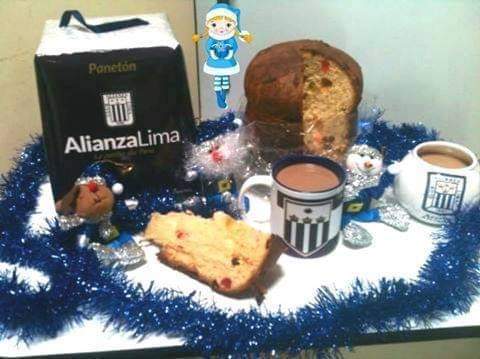 RobladilloJose's tweet photo. Feliz año nuevo https://t.co/BKZPRf9tC4