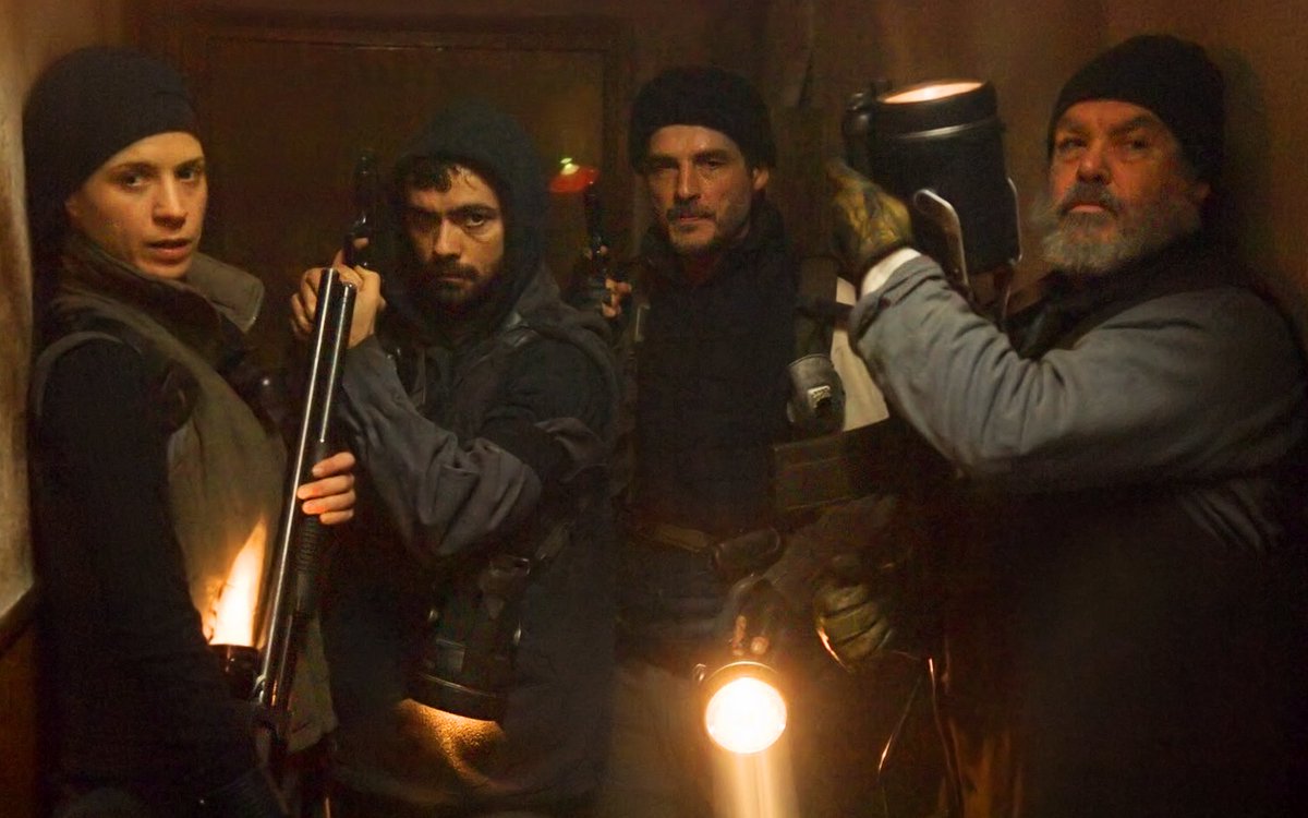 DarkTV_es's tweet photo. Tras la última Gran Guerra, las armas químicas han provocado estragos en la humanidad y los humanos se han transformado en peligrosos zombis.
¿Quieres despedir el año con nosotros con LA HORA FRÍA a las 22:20h en #DarkTV?
#NaviDark #LaHoraFría https://t.co/CbV75fibKf