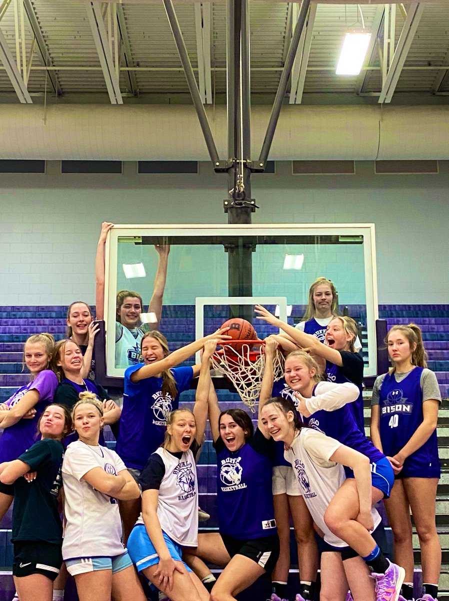 BGBB Wishes You and Yours a HAPPY NEW YEAR! #B1Bison #2022NewYear
