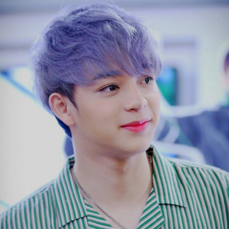 CJuszep's tweet photo. 𝘊𝘰𝘭𝘰𝘳 𝘰𝘧 𝘵𝘩𝘦 𝘠𝘦𝘢𝘳 2022" 𝑉𝑒𝑟𝑦 𝑃𝑒𝑟𝑖" 𝑖𝑠 𝘘𝘶𝘪𝘵𝘦 𝘤𝘭𝘰𝘴𝘦 𝘵𝘰 𝐵𝑎𝑠 𝘩𝘢𝘪𝘳 𝘢𝘯𝘥 𝘰𝘶𝘵𝘧𝘪𝘵! ✨💜
#bbasjtr
#BasSuradej
#2022NewYear https://t.co/7t1tbkeSnu