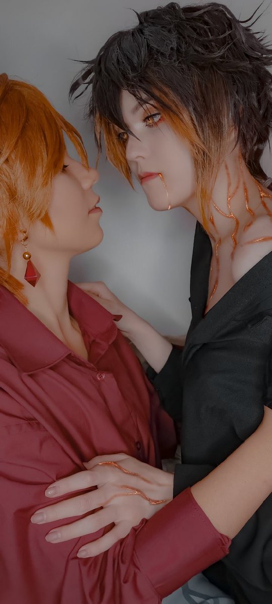 hiroi_nakano's tweet photo. И под конец мы с @_dead_ren_ врываемся!☺️

С Днём Рождения, Чжун Ли!🔶

Чжун Ли - @_dead_ren_ 🥰
#GenshinImpact #childetartaglia #Zhongli #chili https://t.co/GXk9pJ8KZ1