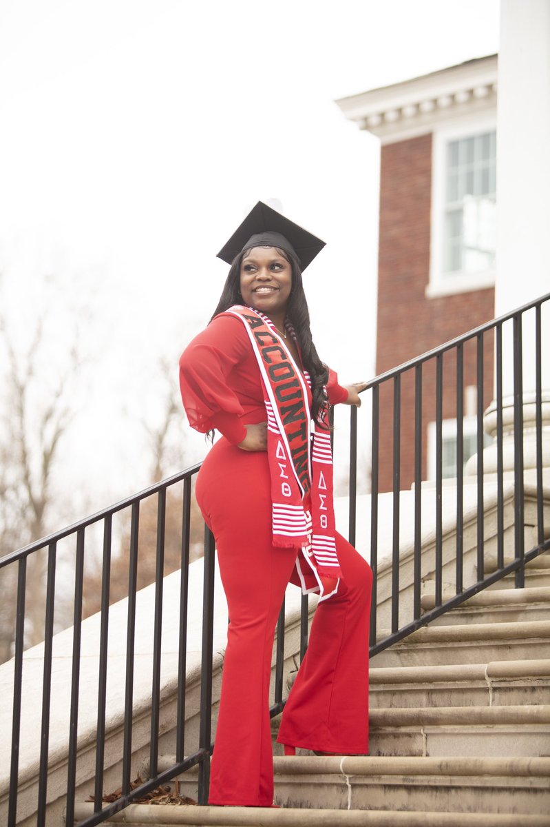 only1sdani_'s tweet image. This Flex Is Personal. This One Is For ME❤️

#AOML #XiMaΔe #FirstGenGrad