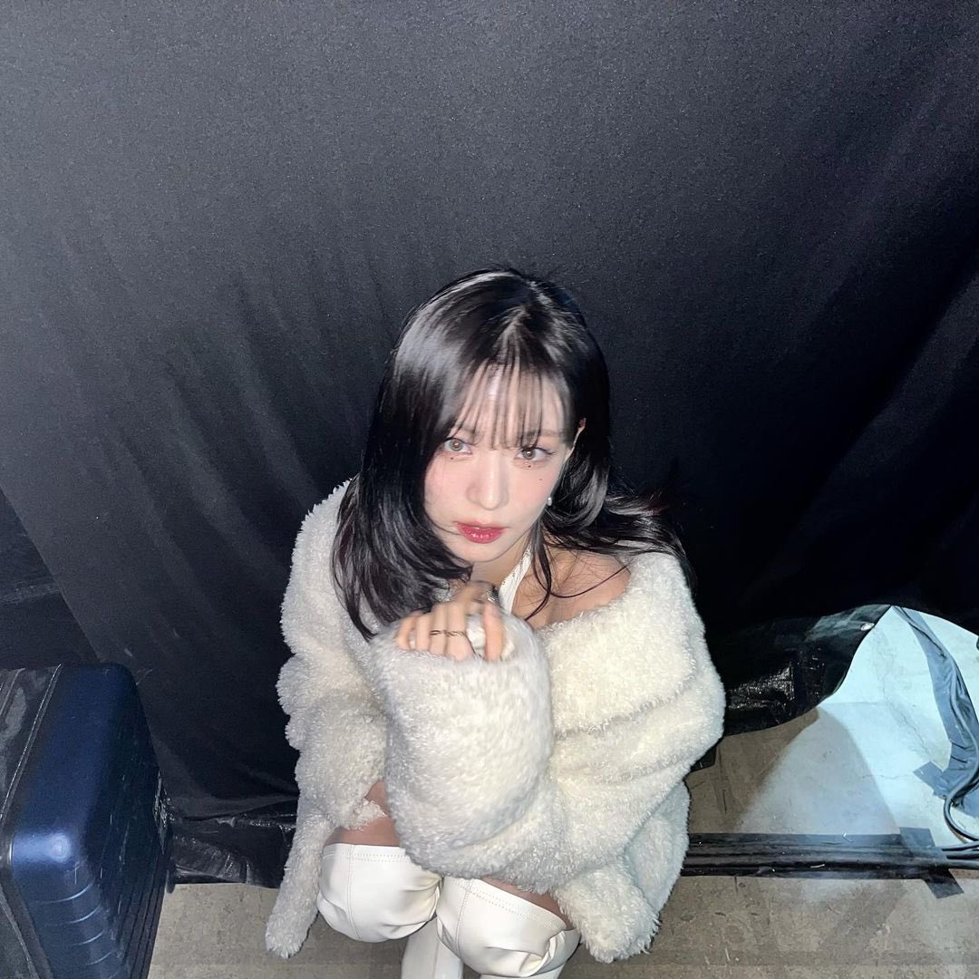 542CY's tweet photo. [𝗰.𝘆𝗼𝘂𝗻𝗴__𝟬𝟱𝟭𝟰]
올해의 마지막을 내 사람들과 또 나를 사랑해주는 사람들과 마무리할 수 있다는게 너무 소중하다 그리고 한명한명 다 고맙다고 너무 감사했다고 말하지 못해서 아쉽기도 했던 하루에요☺️ 2022년의 저도 잘 부탁해요☃️ https://t.co/B4rTGOKKIq