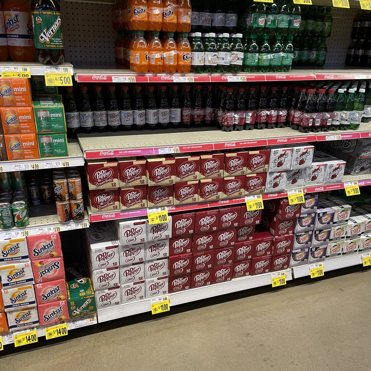 Uncle Jessy tweet media