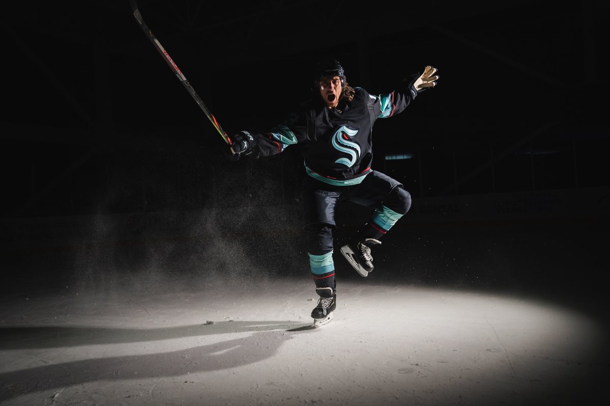 SeattleKraken's tweet photo. HBD TURBO!!! 🥳🎉👻

RT to wish Brandon Tanev a happy birthday! https://t.co/PgEQpPGncW