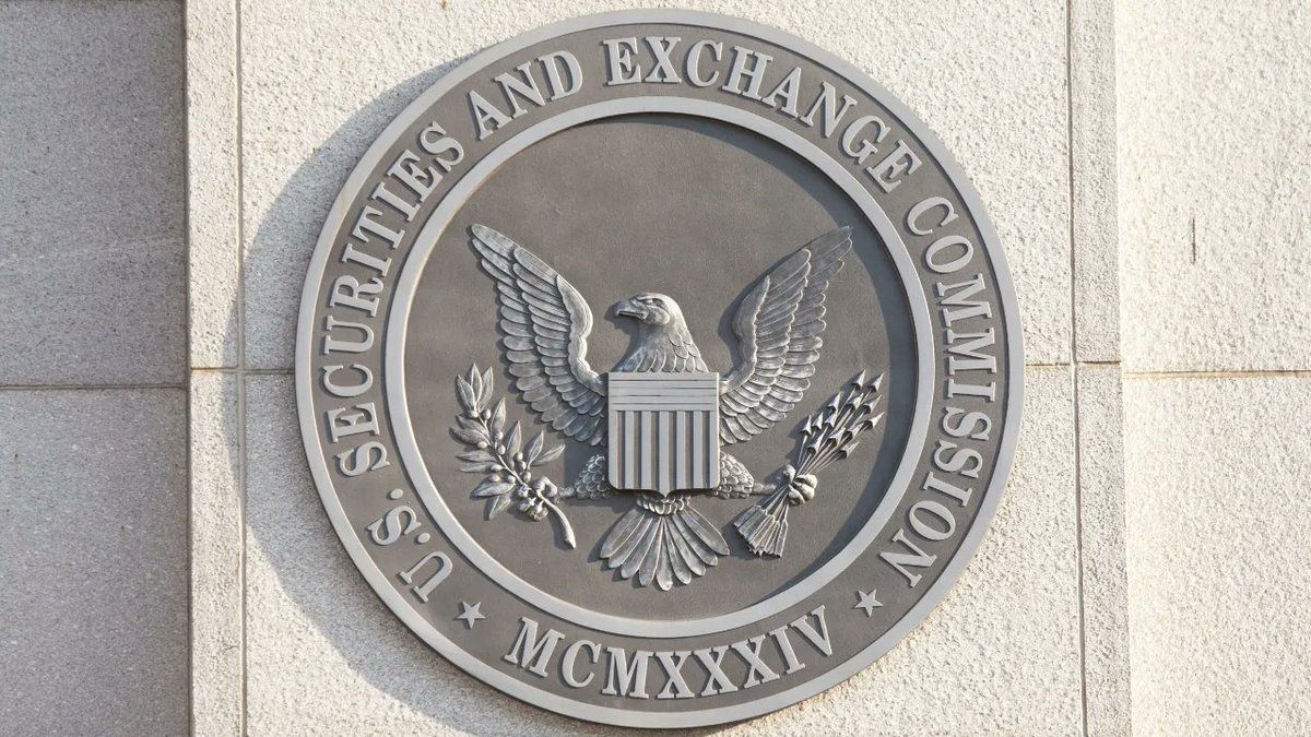 fintechandmore's tweet image. SEC Chairman Gary Gensler Adds Crypto Adviser to Executive Staff | buff.ly/3pG2BST | #coreyfrayer #cryptoadvisor #cryptoadvisors #cryptocurrencyadvisor #executivestaff #secchairmangarygensler