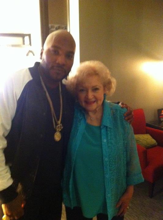 Terry_McFly's tweet photo. Rest in Power Betty White… Thank you for being a friend 🙏🏾 https://t.co/nubxFuTa10