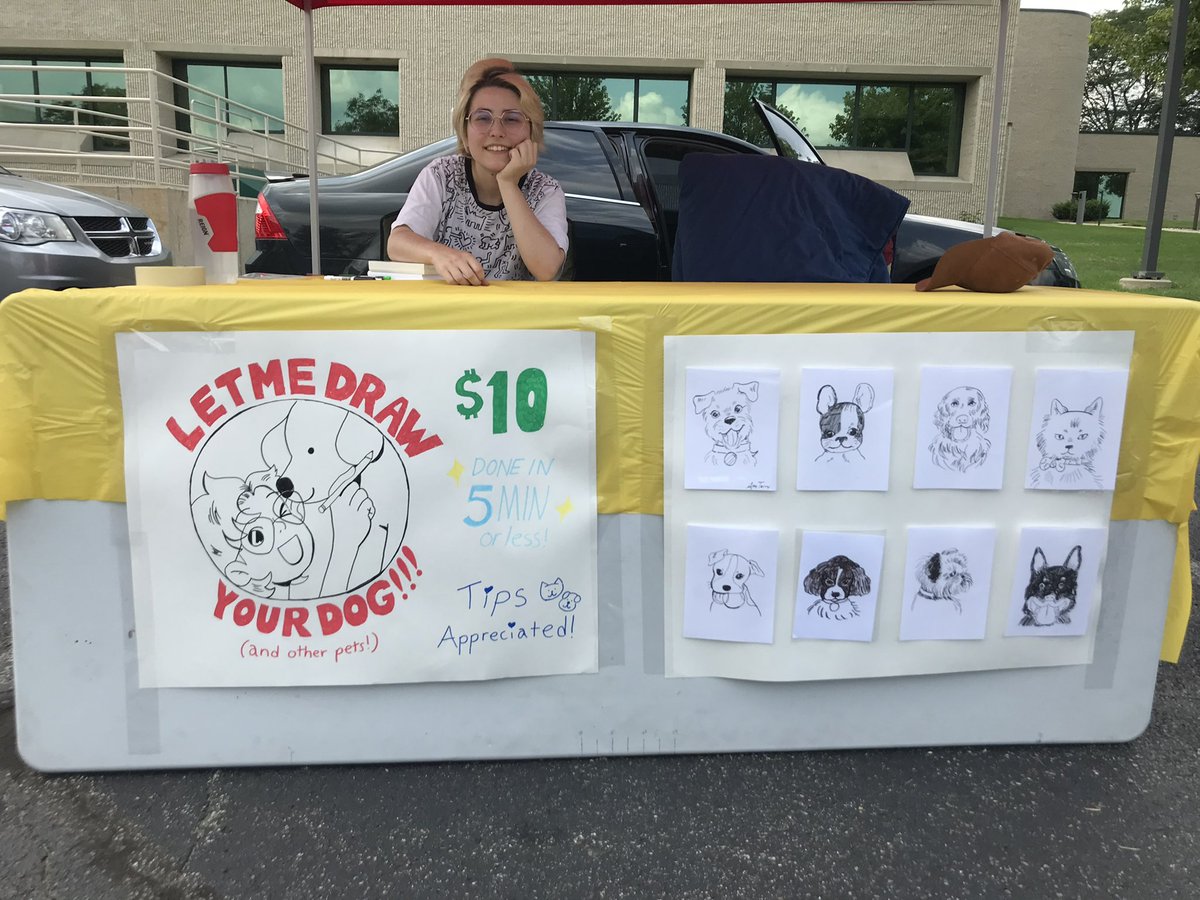 this year I started drawing peoples dogs at my own booth at farmers markets and it was the funnest decision I made 