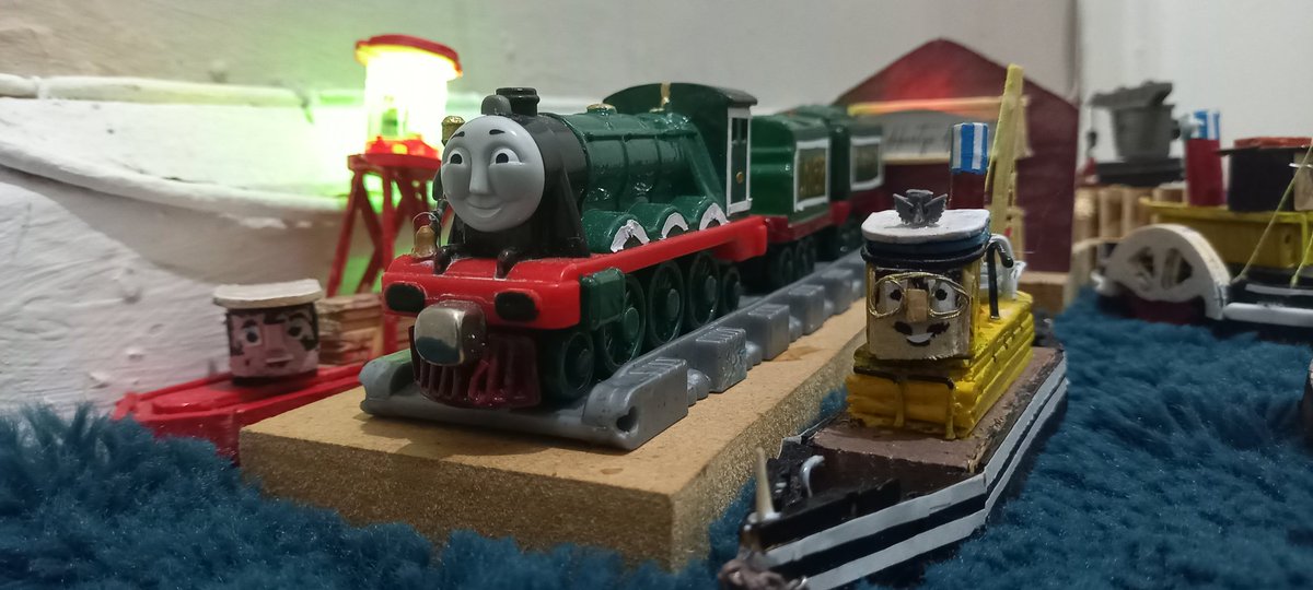 thetrainman13's tweet image. "For the sake of Auld lang syne"
Hello to all, I hope your doing well
Thanks to everyone who has supported me this year, your friendship and encouragement mean the world
As this year winds to a close, I'd like to wish everyone a safe, happy and healthy New year,
Cheers,
Shane