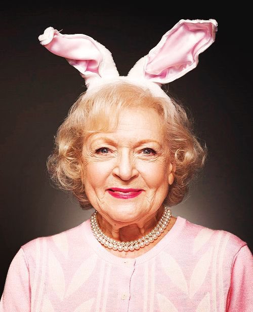 Heartbreaking to hear Betty White has passed. Just ahead of her 100th birthday. What an amazing woman, actress and soul. Such a legacy she lives behind. Rest In Peace

"Funny never gets old"