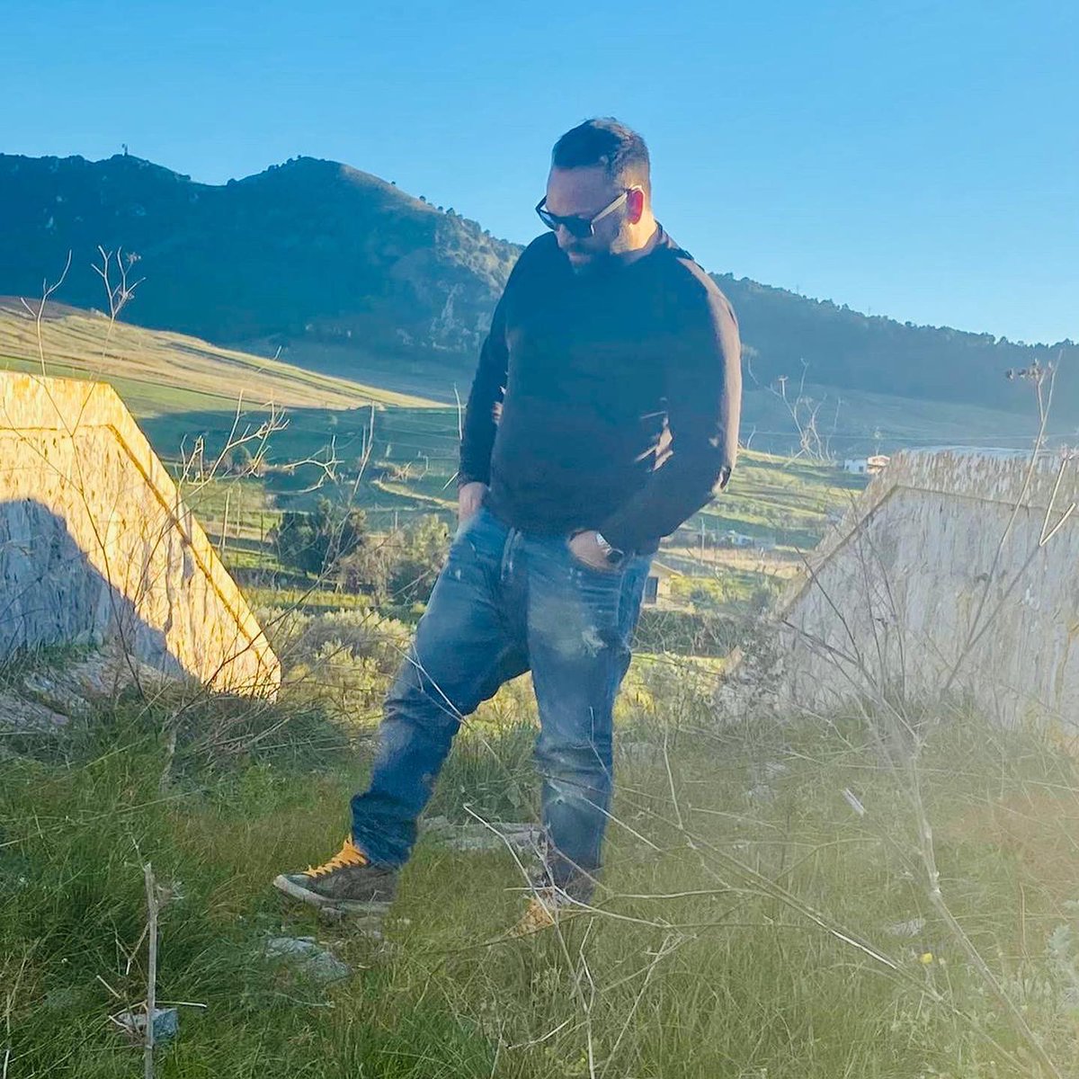 Hi guys, here is the final recap of the
releases for the year 2021!✌🏼
Keep following my music, a new year full of surprises is coming!
 I wanted to thank everyone the people with whom had the pleasure of working this year!!!