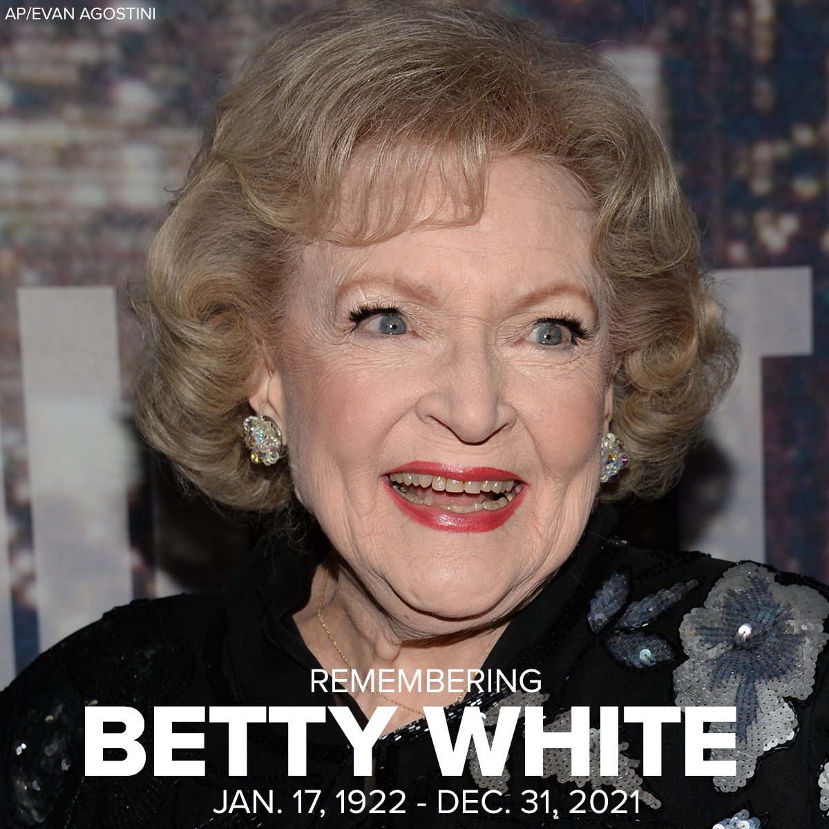 wbir's tweet photo. This one hurts. 💔 The beloved actress would've celebrated her milestone 100th birthday in 17 days. 

MORE: https://t.co/s1eXBBZi6O

(Photo provided by AP via Evan Agostini) https://t.co/CGYLq1yuVC