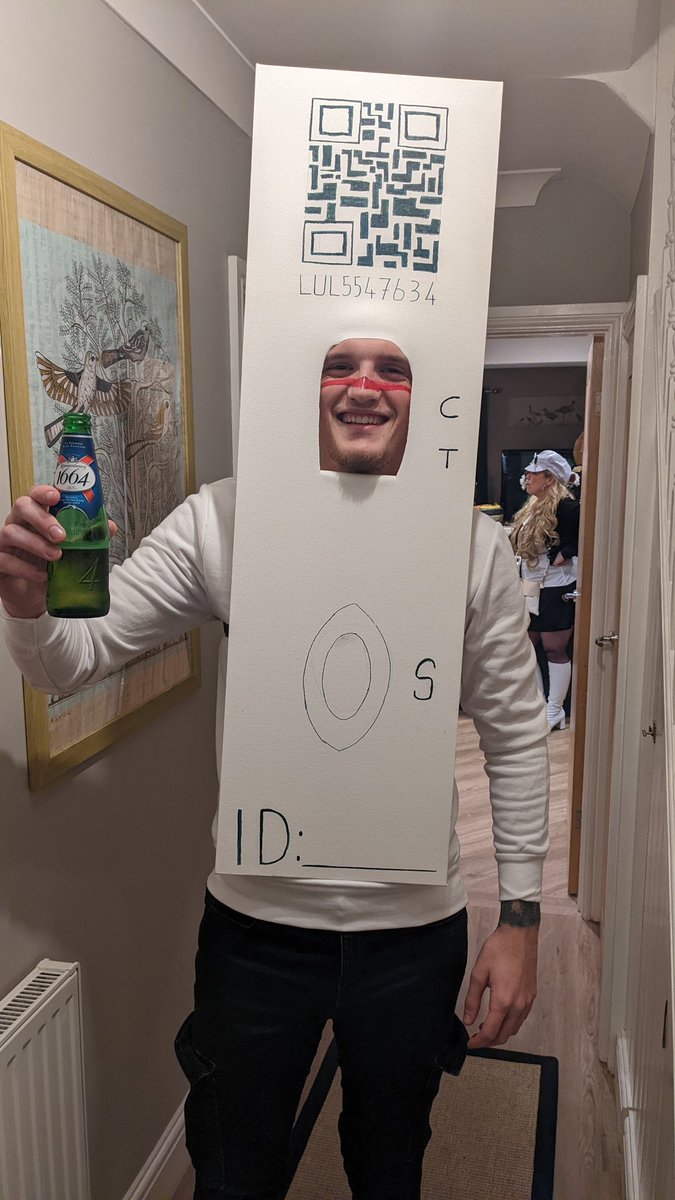 alexgibbs30's tweet photo. Negative lateral Flo for new years, happy days https://t.co/psxX3O2YLy