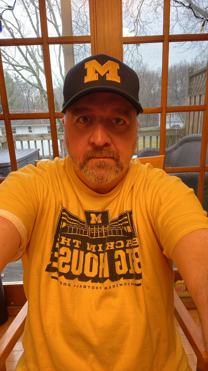 RogerLev's tweet photo. @UMichFootball @OrangeBowl @UMichFootball we are bleeding Blue in Newington Connecticut!!! #GoBlue #hailtothevictors https://t.co/QwXy31eI12