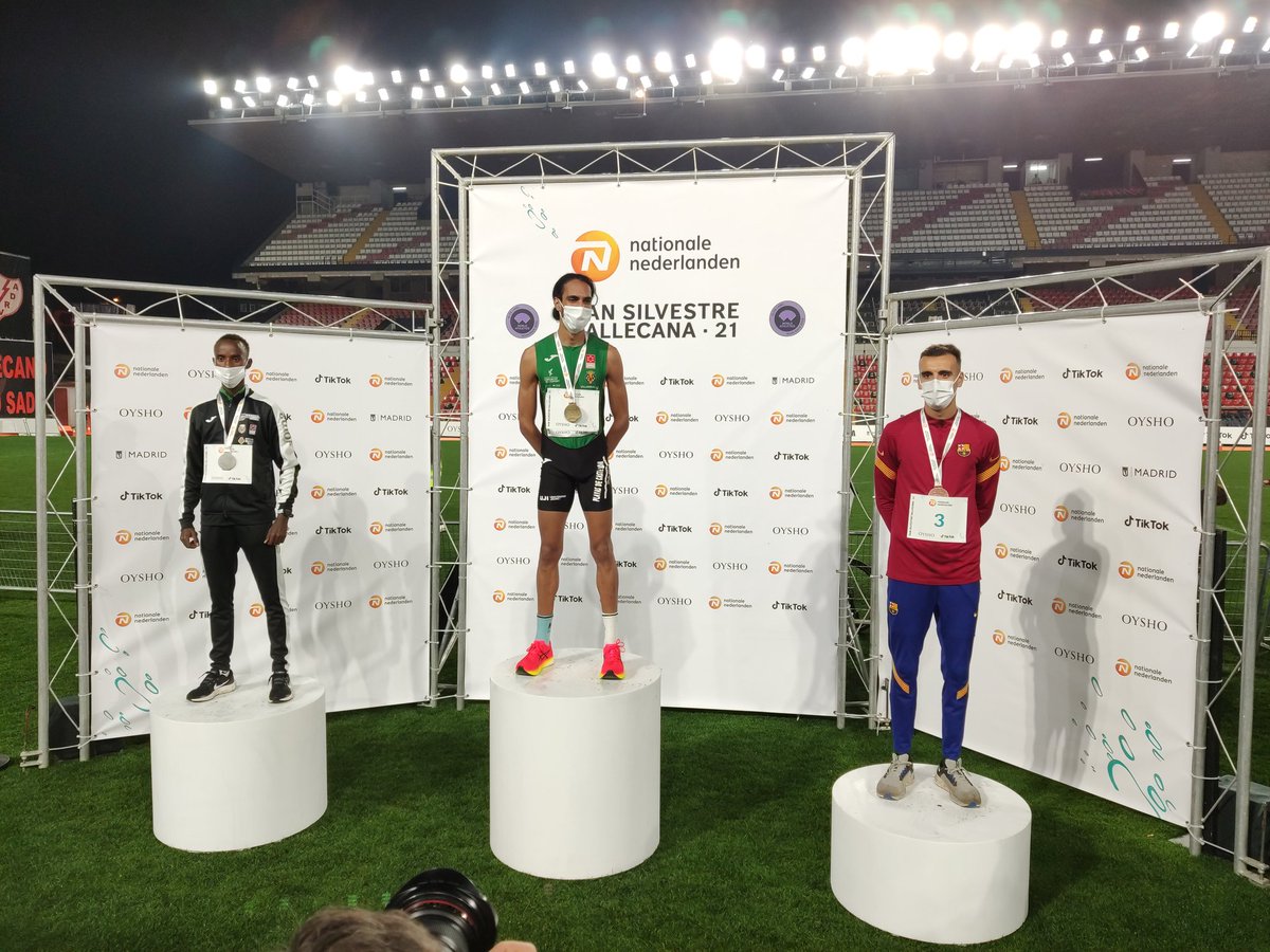 ssvallecana's tweet photo. Podio masculino

🏅Mohamed Katir 🇪🇦 (27:45)
🥈Rodrigue Kwizera 🇧🇮 (27:55)
🥉Nassim Hassaous 🇪🇦 (28:05)

¡Enhorabuena, campeones! https://t.co/GxQwMbsfm8