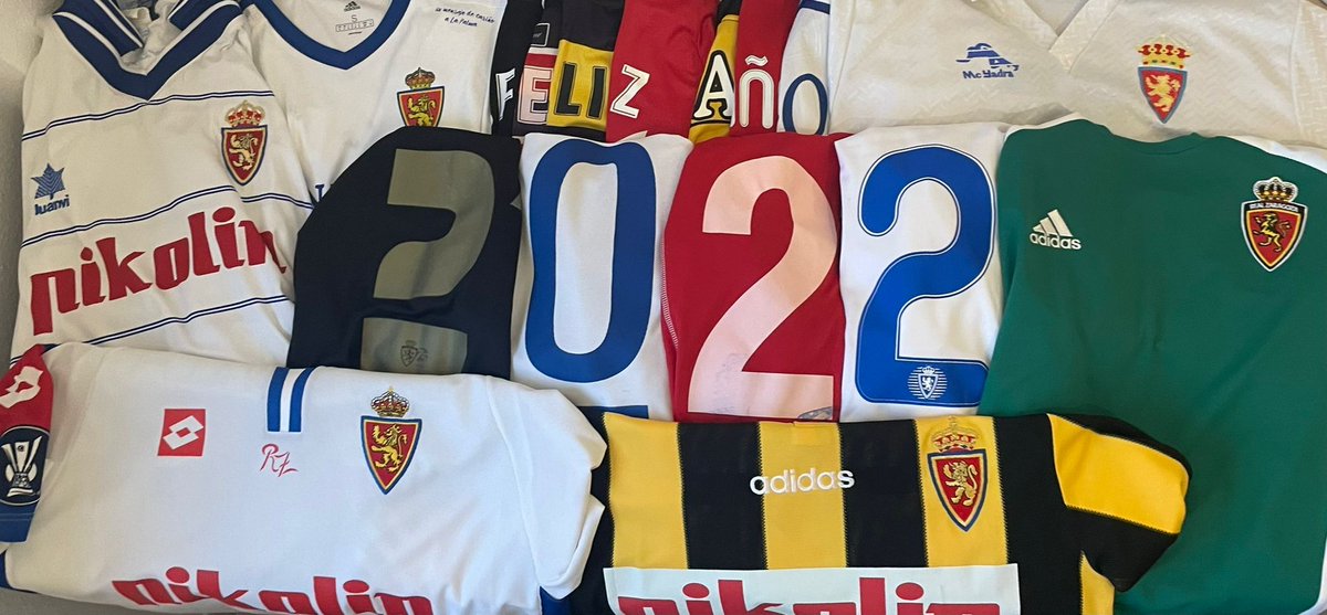 Agustinico5's tweet photo. Feliz año, salud y zaragocismo @RealZaragoza https://t.co/b2QtLzWMv4