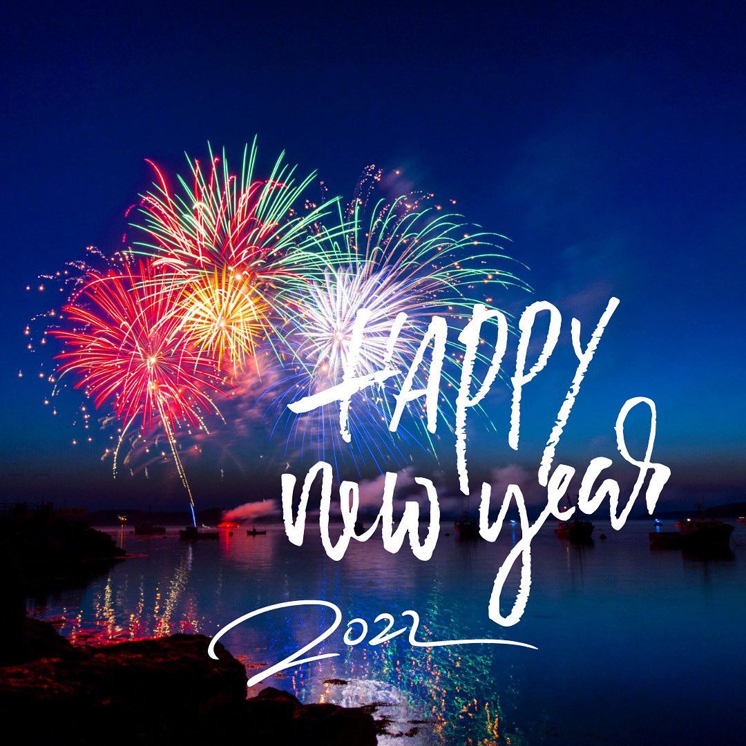 Wishing you happiness, smooth waters, excellent wake, and lots of fish in 2022, friends! Happy New Year!
