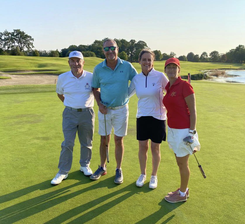 Long tough ‘21’ but good to me in a lot of ways 💕
Proud of my dad - President of Stackstown GC and my neice - Jnr Capt of Newlands GC.  
Member of the K Club and work at Leopardstown Golf Centre💥Happy Golfing 2022 🙌🏻 Roll it on   
<a href="/LeopardstownRC/">Leopardstown RC</a> 
<a href="/TheKClubGolf/">thekclubgolf</a>  
<a href="/StackstownGC/">Stackstowngolfclub</a>