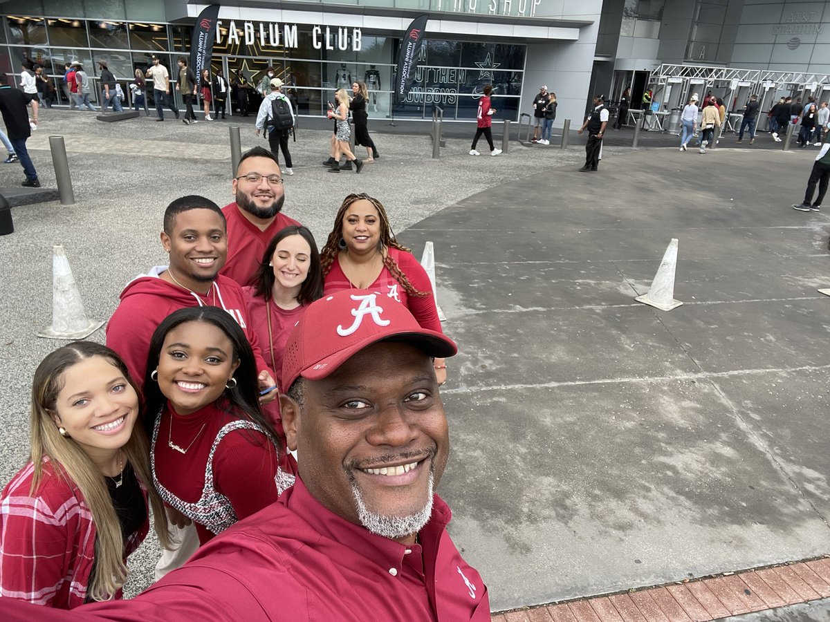 Teaguefootball's tweet photo. The Teague’s are in the house! Let’s go Bama! #RollTide https://t.co/DZOl67dflm