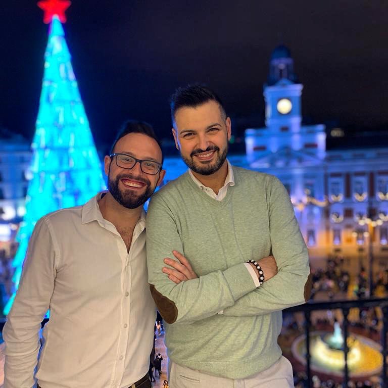 AlbertoOrtaRuiz's tweet photo. Mis mejores #deseos para este nuevo año 2022 🥂!
My best wishes for the new year 2022 🥂!
Happiness and health 😷
.
#nochevieja #findeaño #navidad #felizaño #feliz2022 #madrid #nocheviejamadrid #happy2022 #felizañonuevo #happynewyear #christmas #xmas #spain #feliznavidad https://t.co/Ju2DNeGJJw