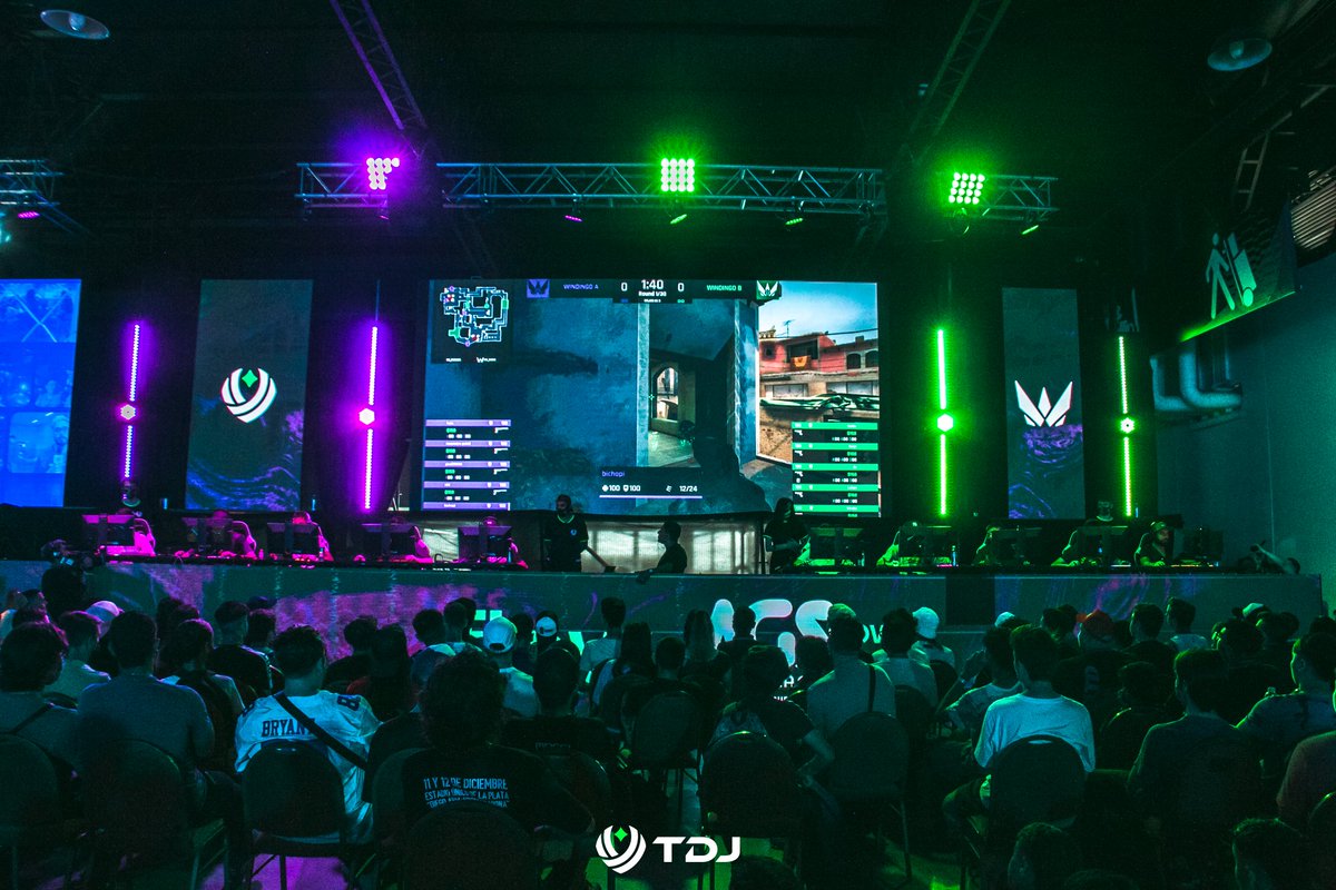 TemporadaJuegos's tweet image. Finaliza un año lleno de emociones, donde dejaremos atrás lo malo, y lo mejor nos quedará

Aparece un nuevo año de oportunidades de crecer, aprender, disfrutar y, sobre todo, lleno de lo que nos gusta hacer 🥂

¡De parte de todo el staff les deseamos un excelente comienzo de año!