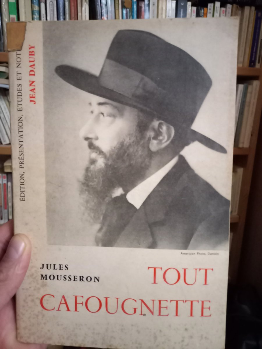 mpdubar's tweet photo. @VendrediLecture Ce soir, j'attendrai avec la poésie de l'un des héros denaisiens ! #Denain #Cafougnette https://t.co/5Wlec9eQ1V