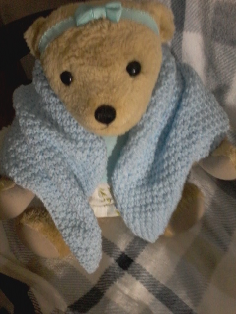 all the teddy Hugs are getting ready for a peejay party weekend in hu-mom's bed waiting for lots of cuddles.
Be safe out there, plz don't drink too much nor drink and drive.