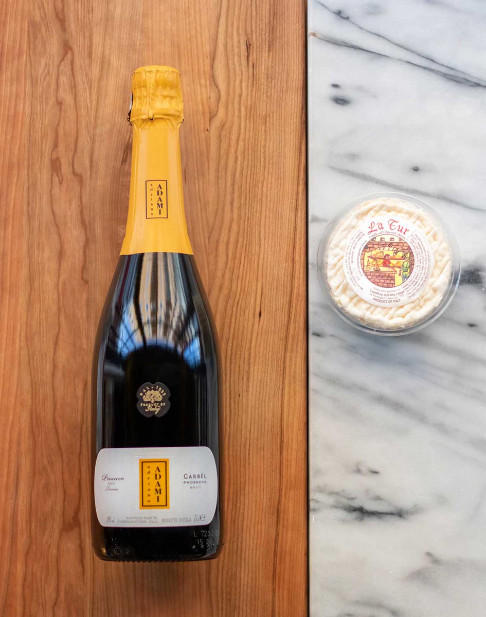 Holiday Hours!
All Caputo's locations will close early at 5pm on Friday, New Year's Eve. 
We will be closed Saturday, New Year's Day.
See you for our regular hours on Sunday!