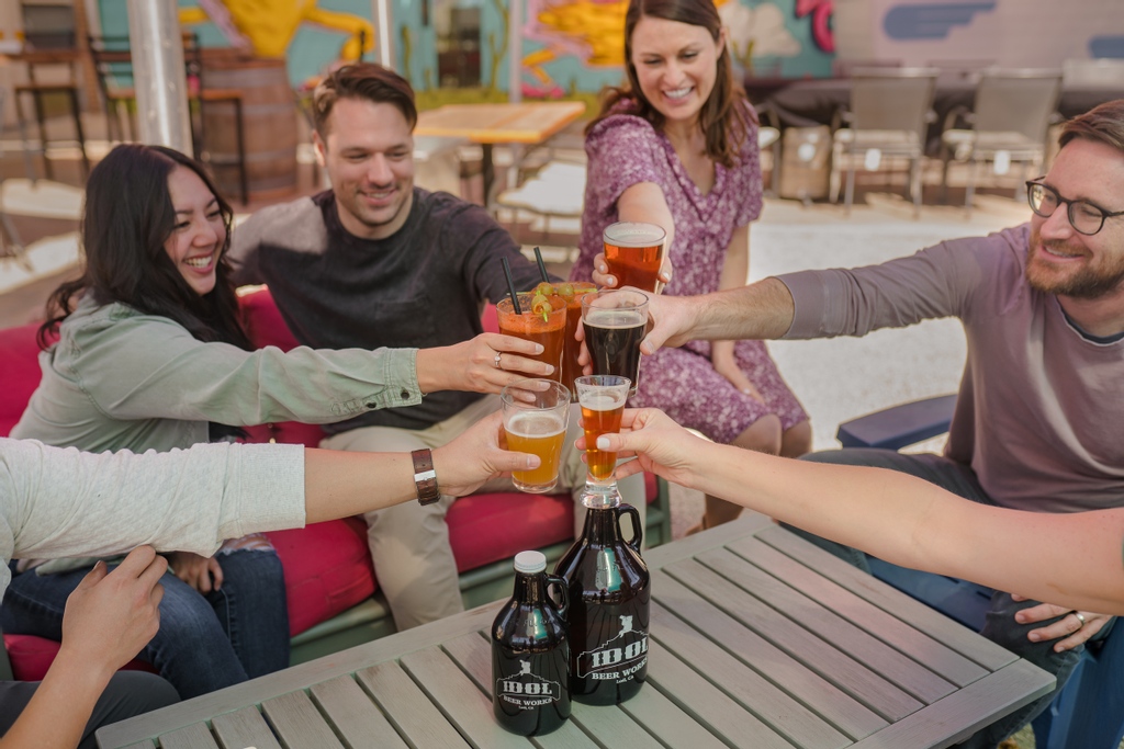 visitlodi's tweet photo. Cheers to a fresh new year of welcoming friends both near & far to experience the uniquely laid-back nature of visiting Lodi!
🍻 @idolbeerworks
#visitlodi #idolbeerworks #lodica #lodibrewery https://t.co/DK2ZCfsvAD