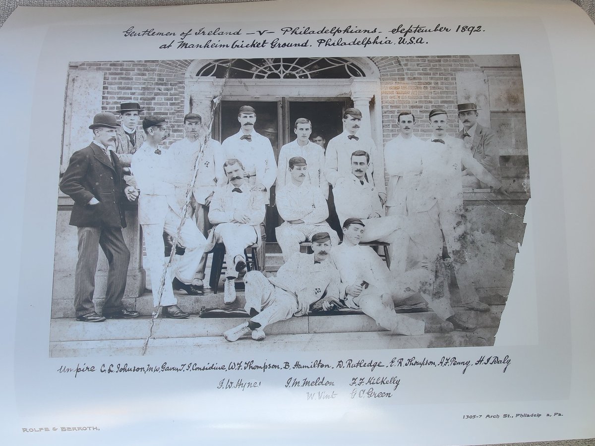 Safe travels to our friends <a href="/CricketIreland/">Cricket Ireland</a> as the majority of their touring party flew on to Jamaica today🌴

We received this beautiful parting gift from them which shows our shared history with the reprint of the Irish team in Philadelphia in 1892. Many thanks 🙏

#USAvIRE🇺🇲☘️