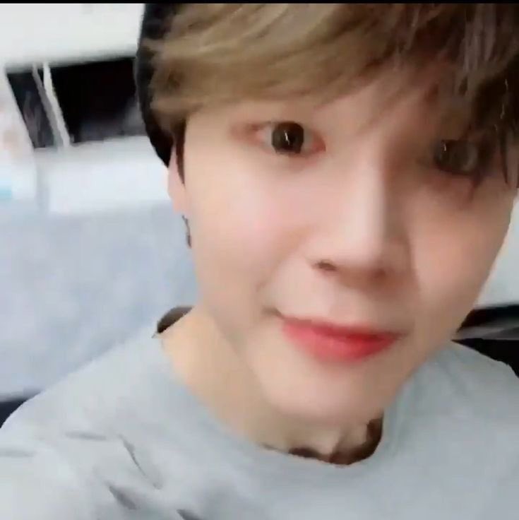 xbts4ever's tweet photo. bu threadi hazırlamamın sebebi jimin'in ve bangtan'ın sözlerinin beni çok rahatlatması ve güven vermesiydi. ben hazırlarken çok keyif aldım, yazdıklarım sizi etkilediyse çok mutlu olurum. hepimize mutlu yıllar ve unutmayın ki kore'nin seul şehrinde sizi anlayan biri var 💗 https://t.co/lJ0yQxxB7q
