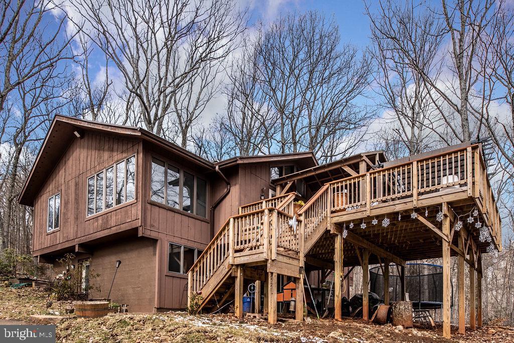 jqueeney's tweet photo. I am looking for a buyer for 5138 LAUREL LN #BroadRun #VA  #realestate https://t.co/RAjvr1YocW  [For sale] https://t.co/wVOlA60psi