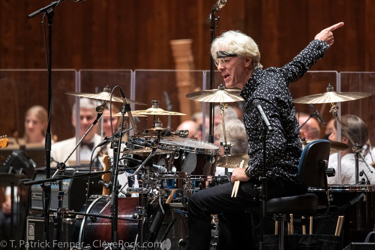 copelandmusic's tweet photo. If you think this is fancy, wait till they bust out the Mahler.
Yo Cleveland Orchestra!
📸 Patrick Fenner https://t.co/Hz7i6kYeRr
