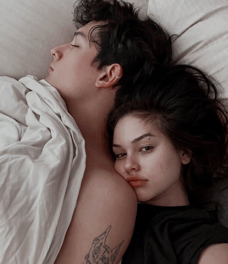 ⠀⠀⠀ 
⠀⠀⠀ ♥︎ ; ı closed mʏ eʏes αs ı puт mʏ
⠀⠀⠀ ⠀⠀αrms αround ʏou ⠀⠀———— 
⠀⠀⠀ ⠀⠀so ʏou mαde me unbreαkαble *