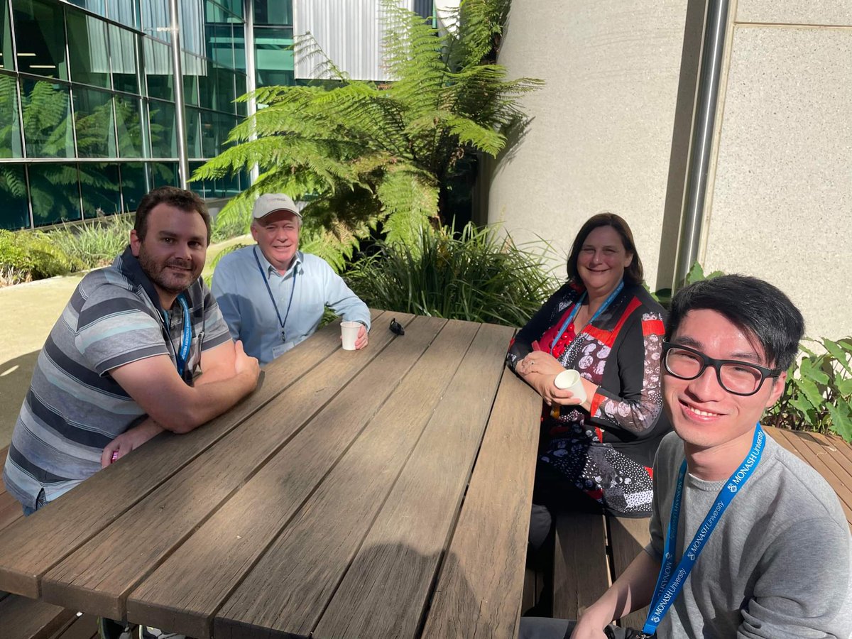 Lauren Alesi tweet media