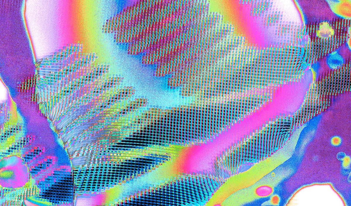 GiselFlorez's tweet photo. As the awesome #girlsgang weekend comes to a close, Ill be🔥any left over of the 60 tomorrow! In the meantime RT this &amp; tag one art friend below to 🎉 WIN edition #1 of this soon-to-be mint of my new collection”Cybernated Photography” @objktcom #Hicetnunc crop detail below!🎁🎉 https://t.co/rbfrZnHbWU