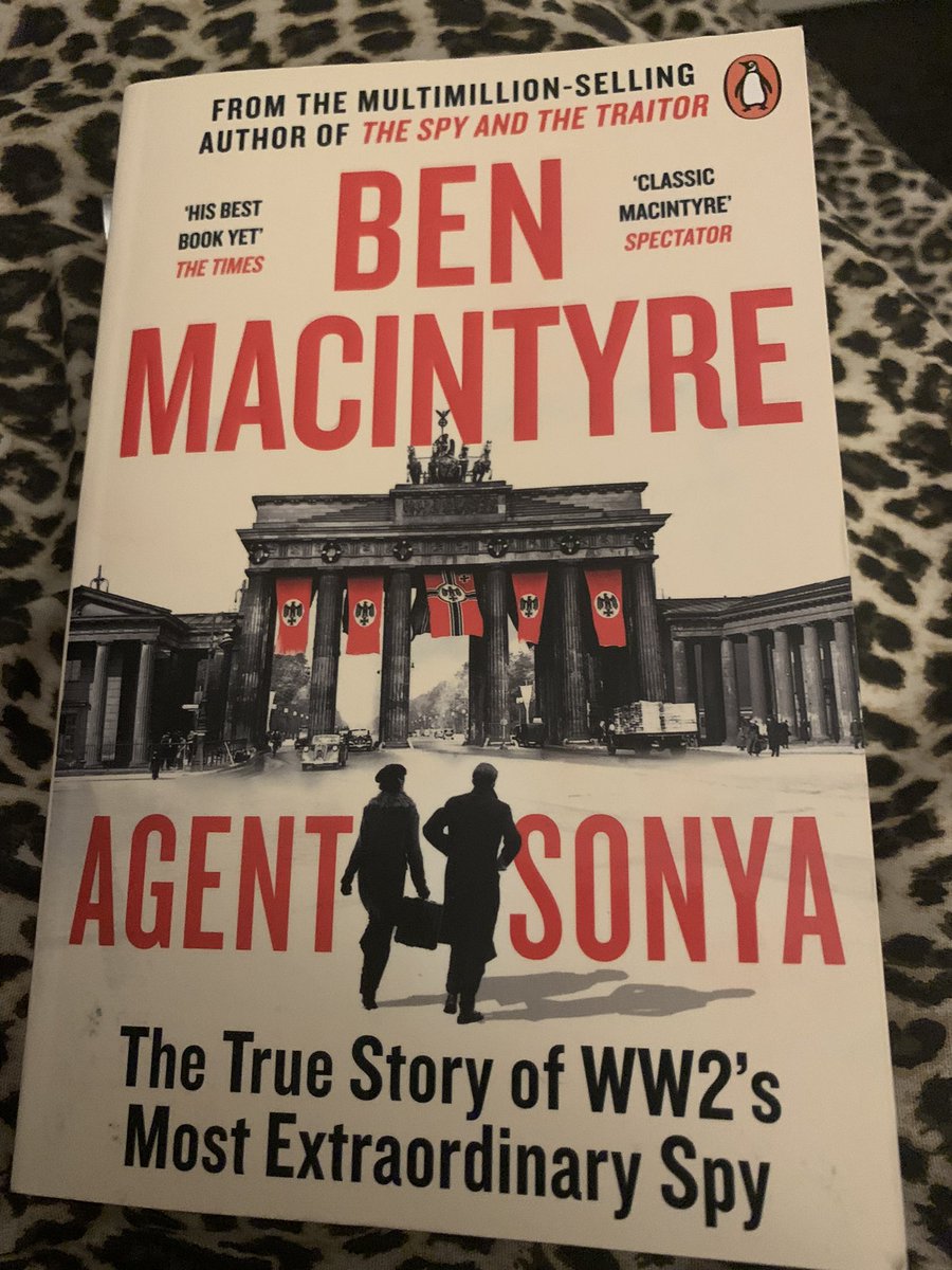 5T0D12's tweet photo. This has got me through the last few weeks 📖 📚
#AgentSonya
#WW2
#Spy
#BookRecommendations
#booklover https://t.co/qh0boNf2Lx