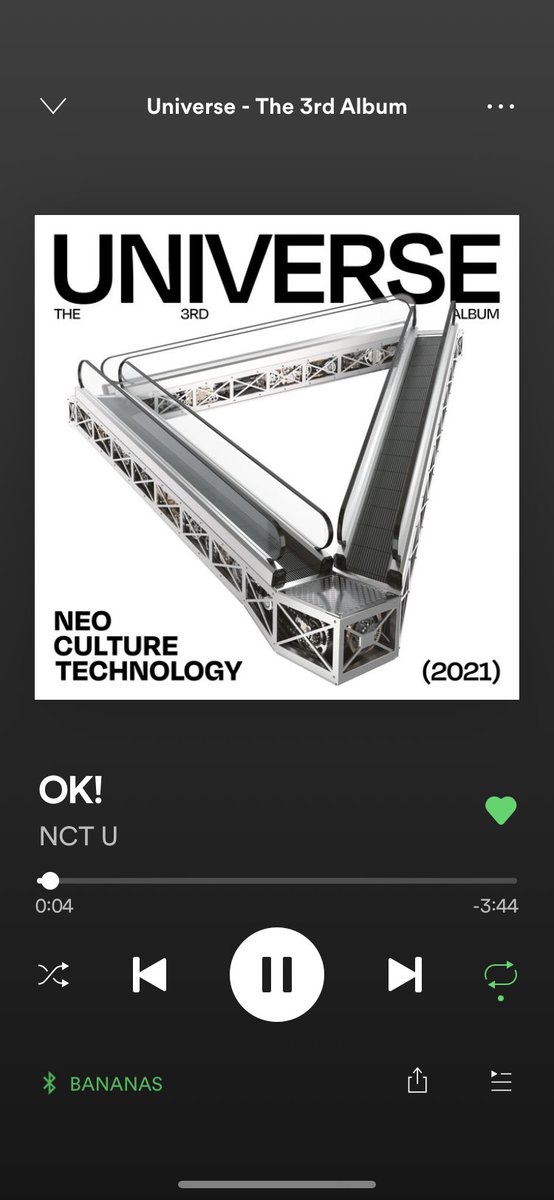ren4jun's tweet photo. godly song is playing 🙌 https://t.co/wUgsvTmDWw