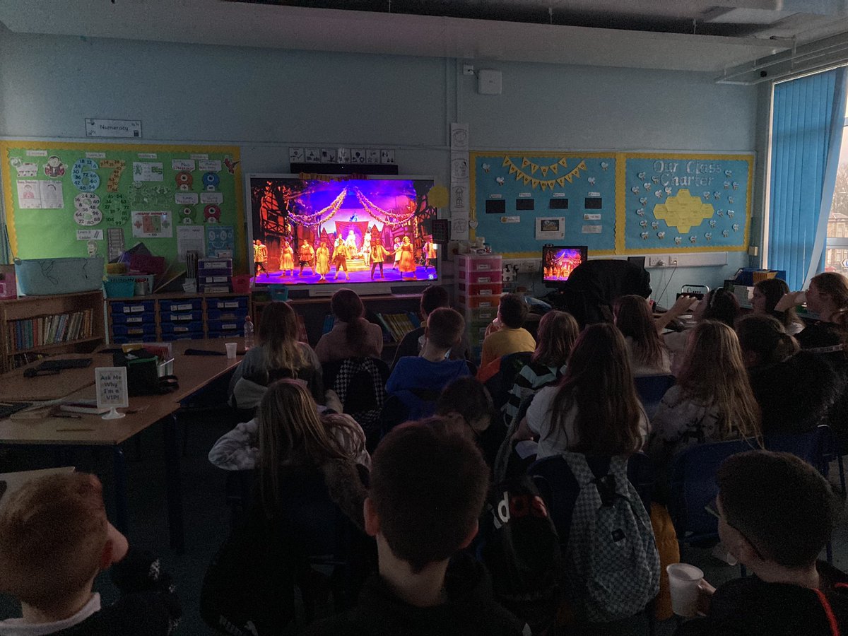 Mrs Nicol tweet media