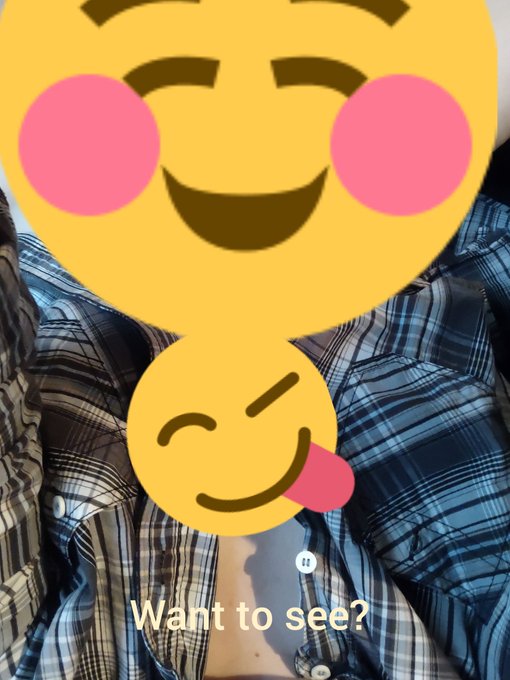 Want to see what I'm hiding? DM me, cash app me $3 for ten pictures, or you can sub to my paid only fans<a href="/tag/subscribe"class="tags"><span>#subscribe</span></a><a href="/tag/onlyfan"class="tags"><span>#onlyfan</span></a>