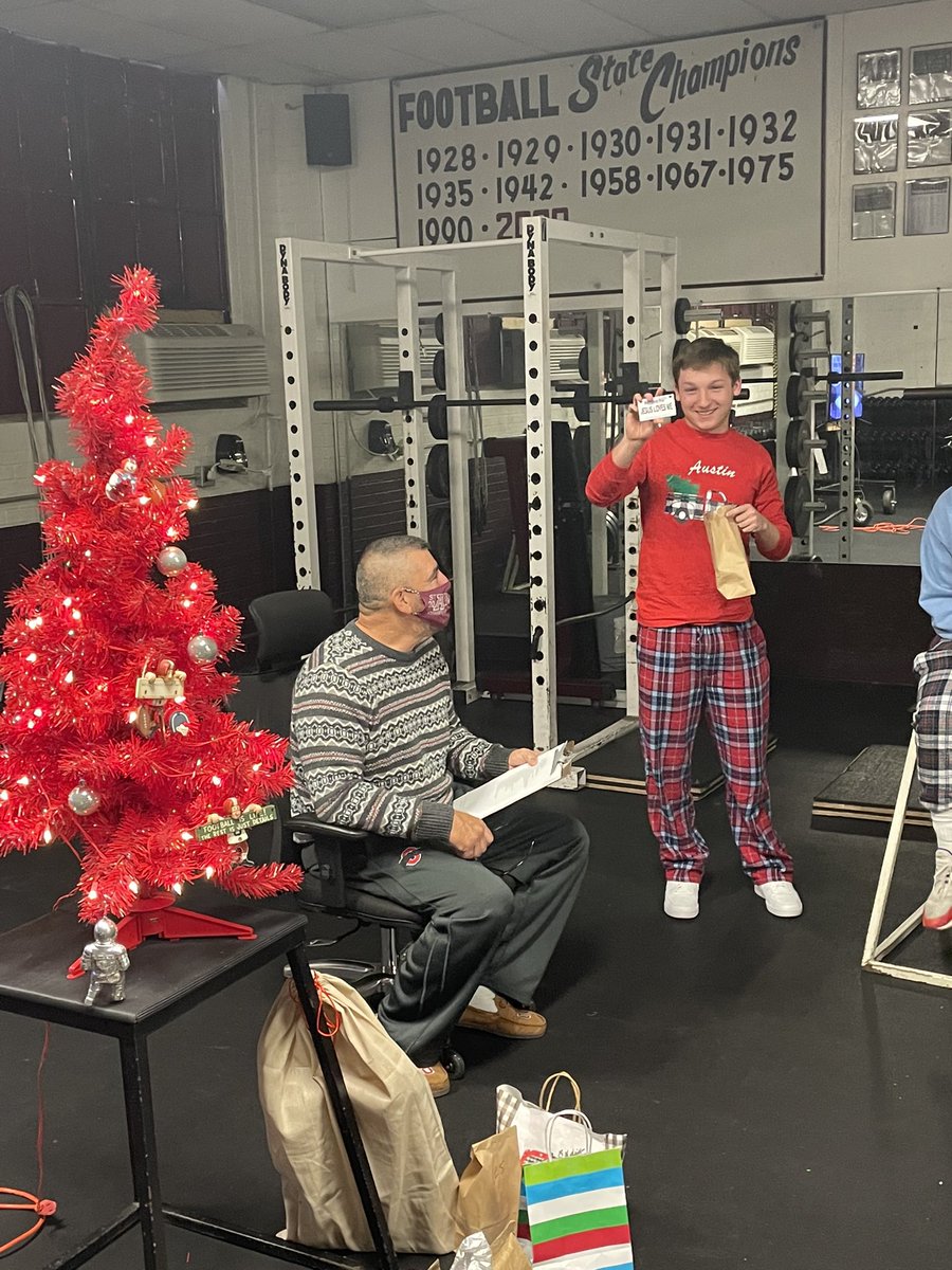 Ashland Football tweet media