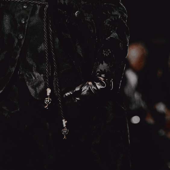 ———————𝓛𝑢𝑐𝑖𝑢𝑠 𝓜𝑎𝑙𝑓𝑜𝑦.
ㅤㅤ
⠀  ⠀     𝖿𝗂𝗅𝗅𝖾𝖽 𝗐𝗂𝗍𝗁 𝖕𝖔𝖎𝖘𝖔𝖓 𝖻𝗎𝗍 𝖻𝗅𝖾𝗌𝗌𝖾𝖽 𝗐𝗂𝗍𝗁 
⠀  ⠀  ⠀  ⠀   𝓫𝓮𝓪𝓾𝓽𝔂 𝖺𝗇𝖽 ᅠ𝓯𝓸𝓻𝓽𝓾𝓷𝓮.